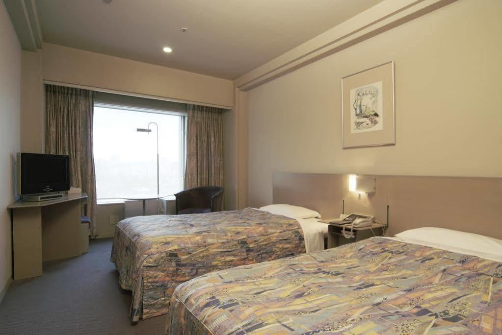 Hotel Crown Palais Китакюсю Экстерьер фото